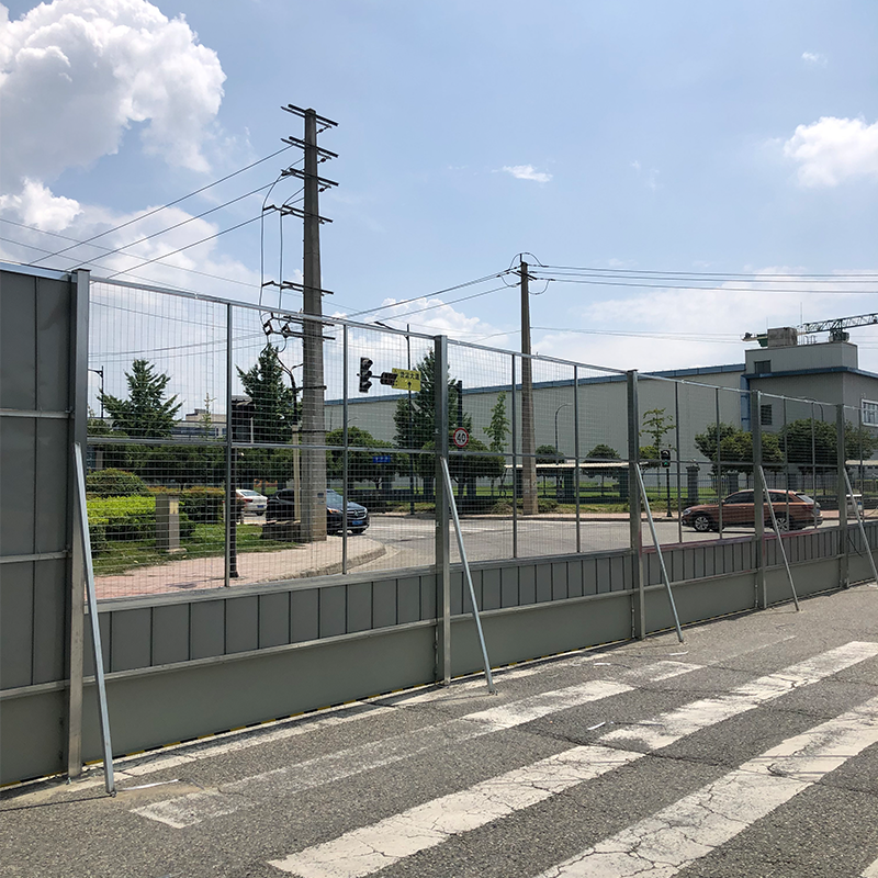 半透明围挡的独特优势:让施工环境更安全、更美观